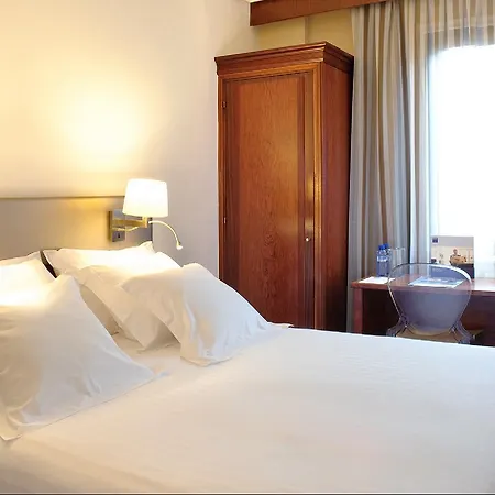 Barcelo Nervion Hotel 4*