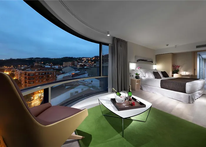 Hotel Barceló Nervión 4*