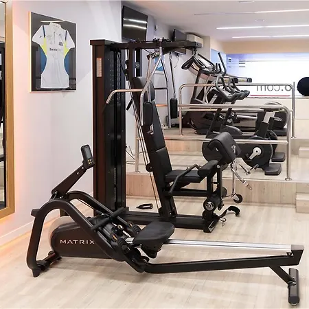 巴塞罗毕尔巴鄂奈维翁酒店